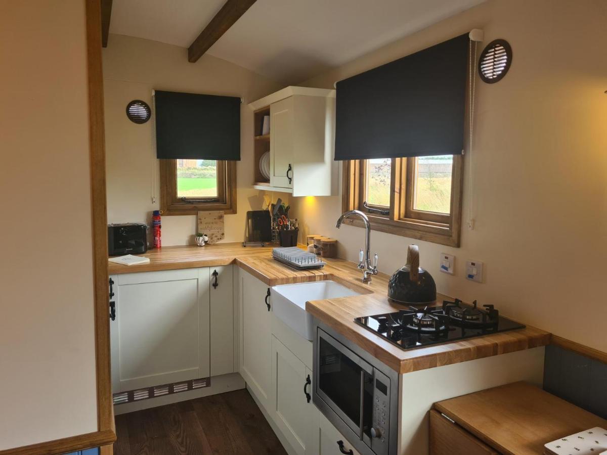 Boyce Fen Farm Retreat Glamping & Fishery Villa Wisbech Exterior photo